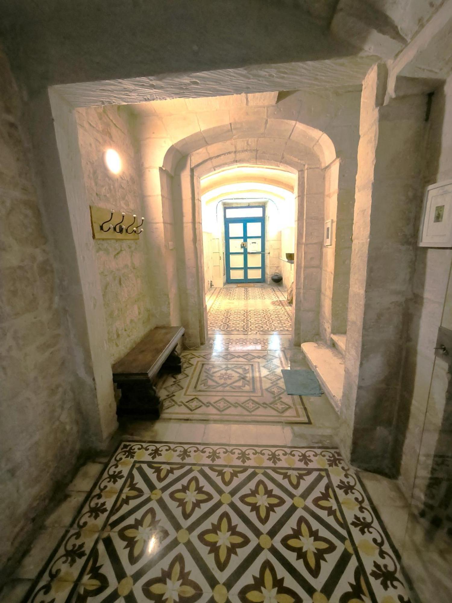 Stunning Valletta 3 Bedroom Town House Buitenkant foto