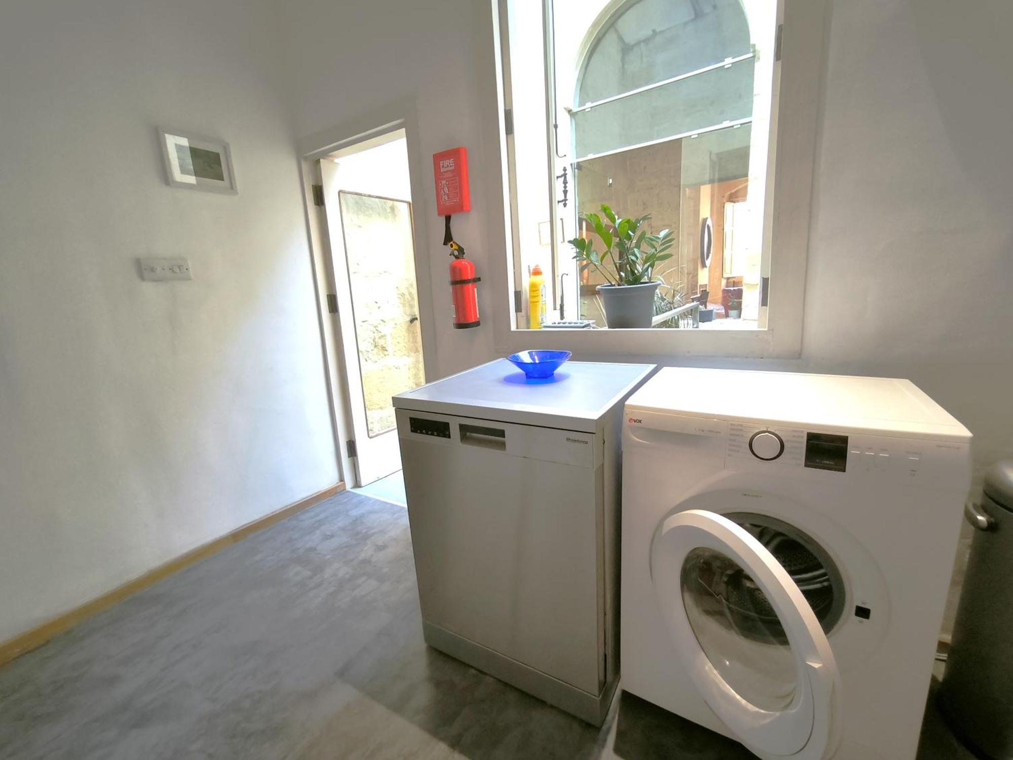 Stunning Valletta 3 Bedroom Town House Buitenkant foto